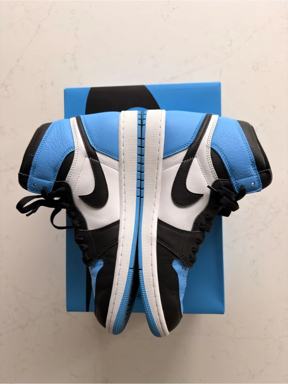 Nike Men’s Air Jordan 1 Retro High OG - Black, White, University Blue